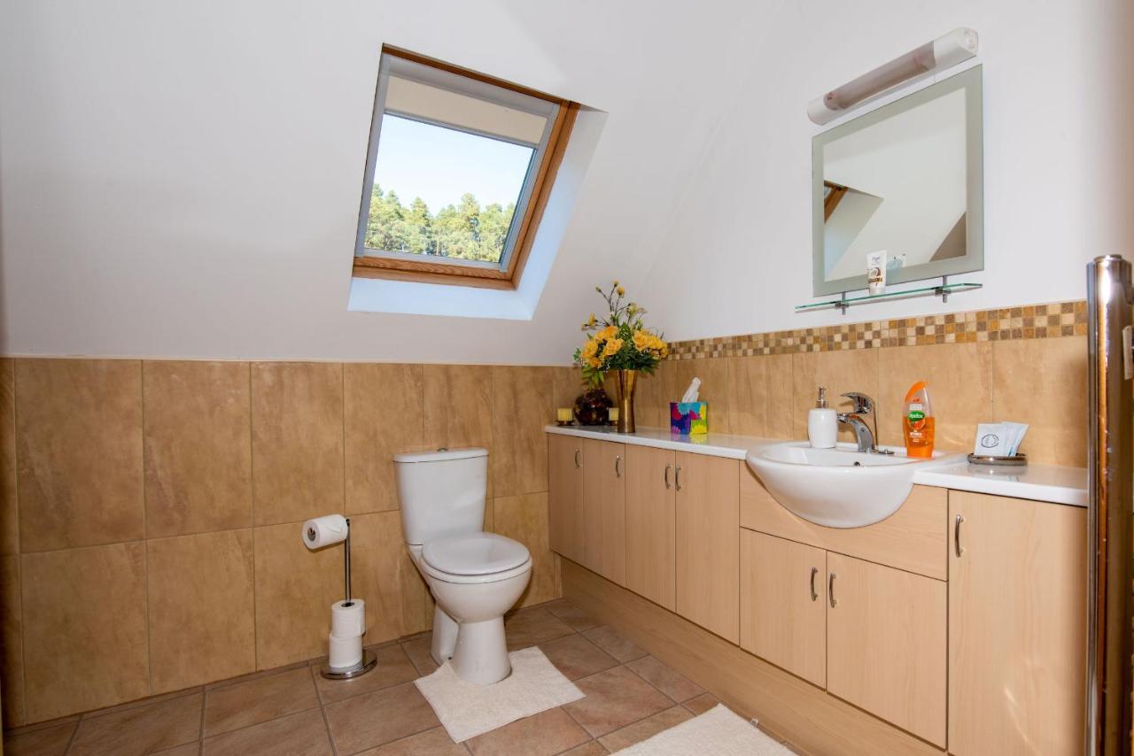 Tigh An Each B&B & Laggan Glamping Newtonmore Exterior photo